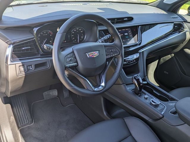 New 2025 Cadillac XT6 Premium Luxury image 9