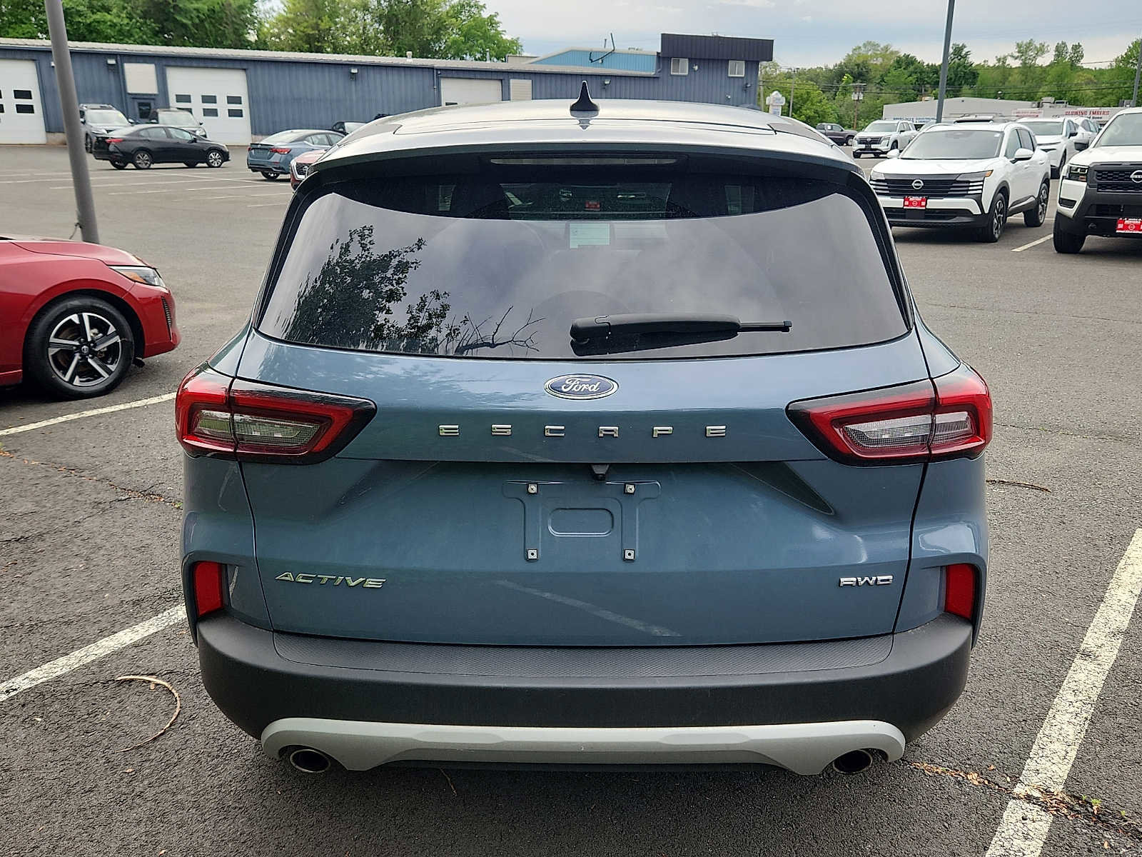 Used 2025 Ford Escape Active AWD/4WD image 5
