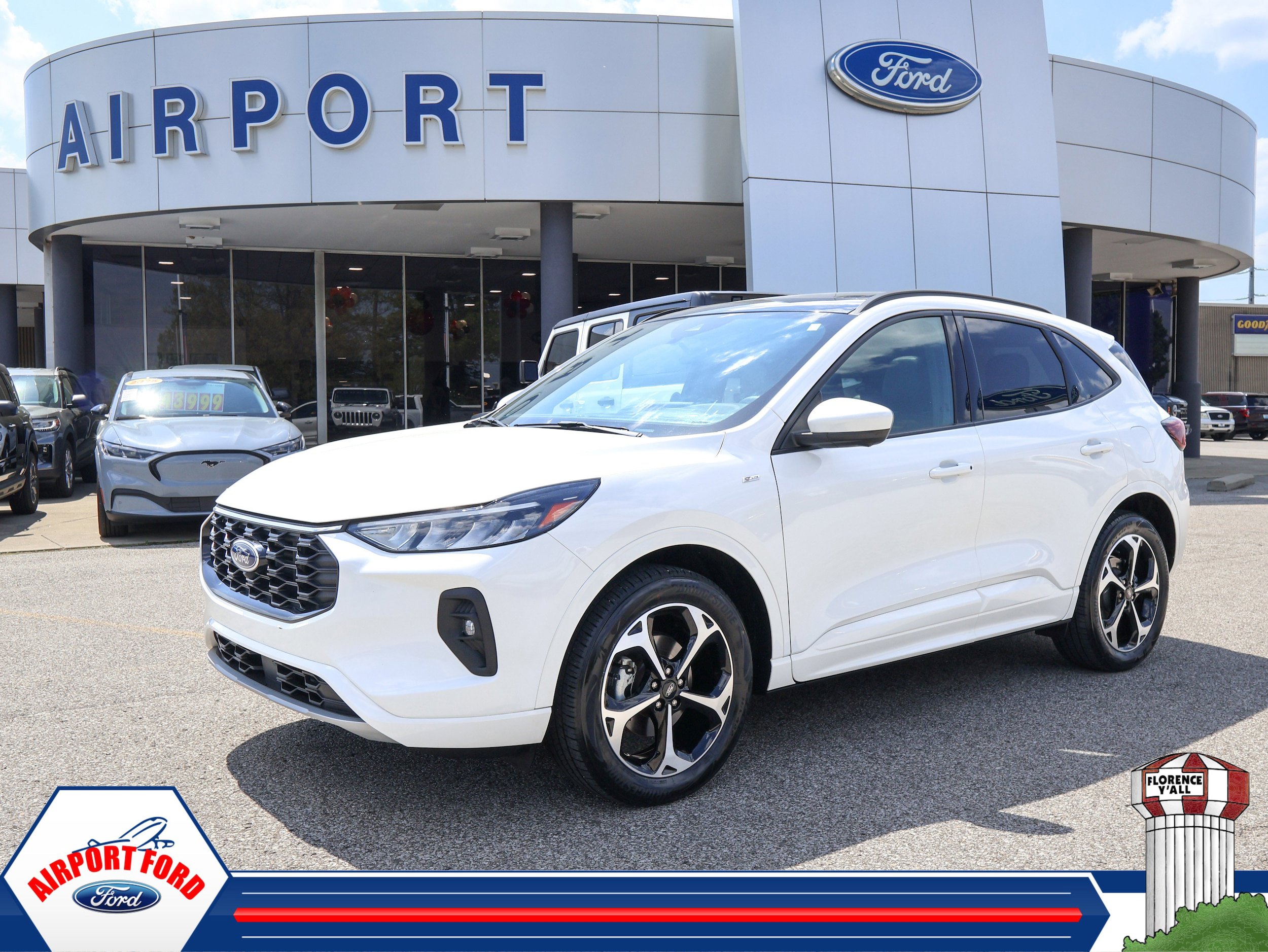 Used 2024 Ford Escape ST-Line Select w/ Tech Pack #2 AWD/4WD image 1