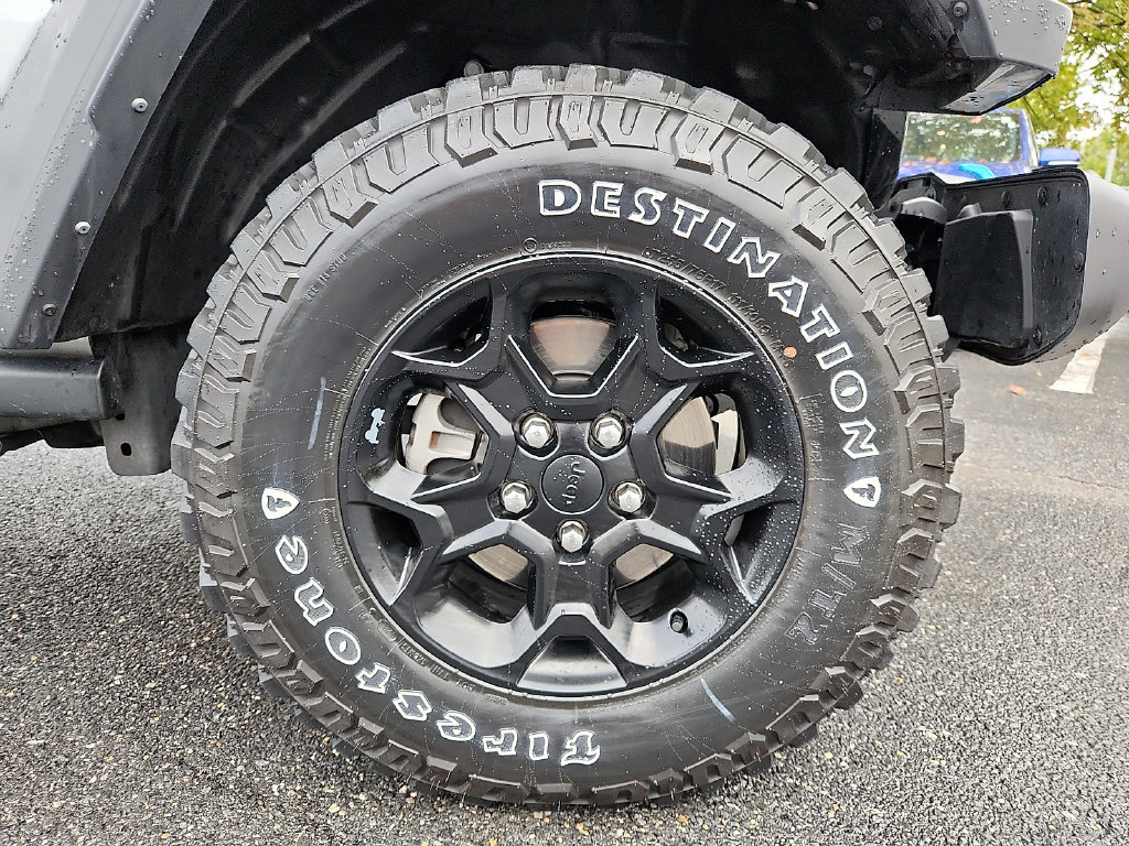 Used 2023 Jeep Wrangler Unlimited w/ Cold Weather Group AWD/4WD image 8