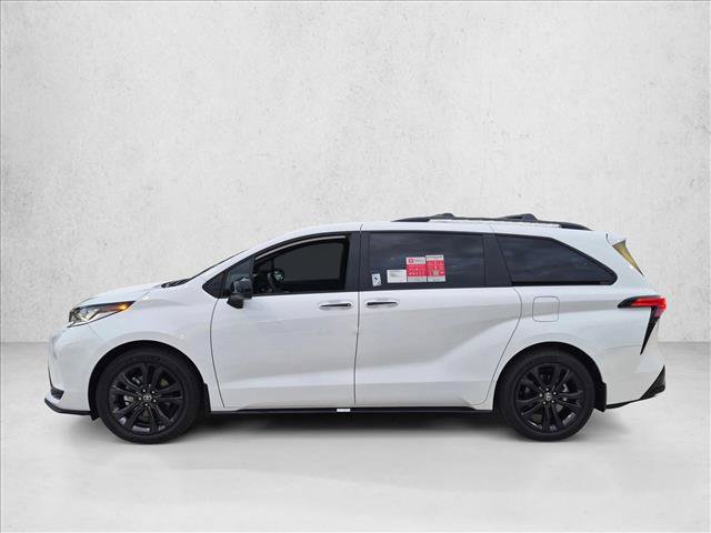 New 2026 Toyota Sienna XSE FWD image 5