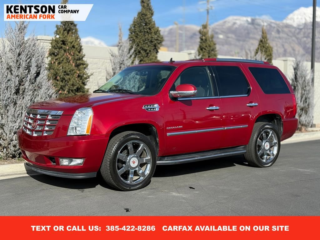 Used 2014 Cadillac Escalade Luxury image 1