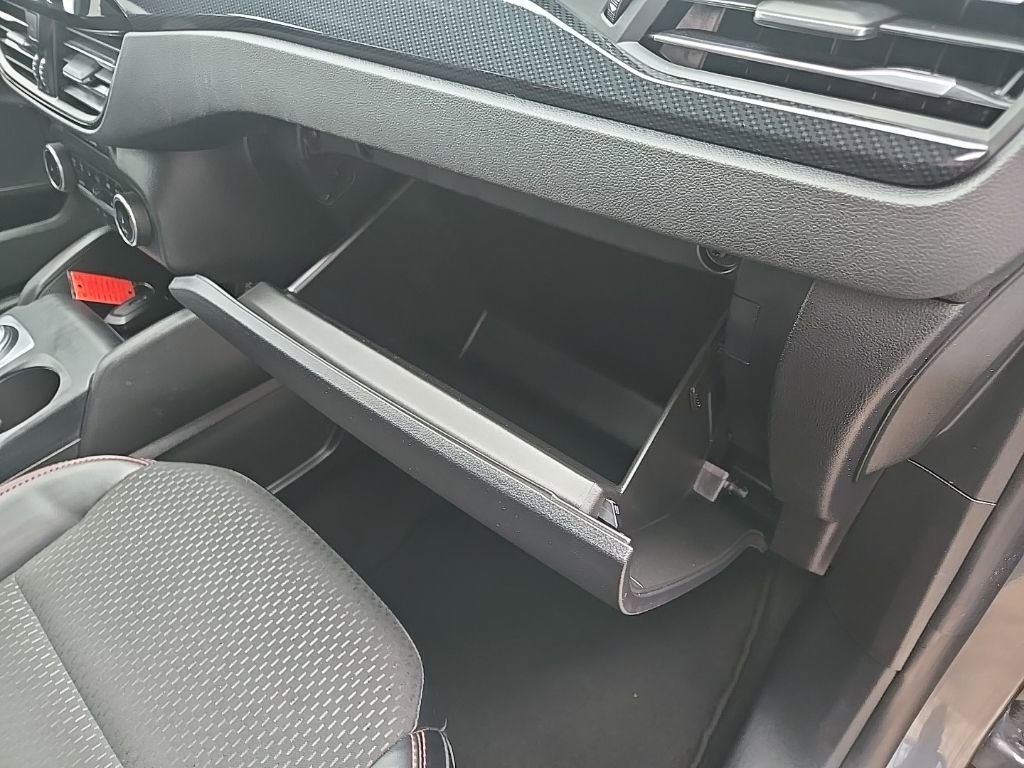 Used 2025 Ford Escape ST-Line image 67