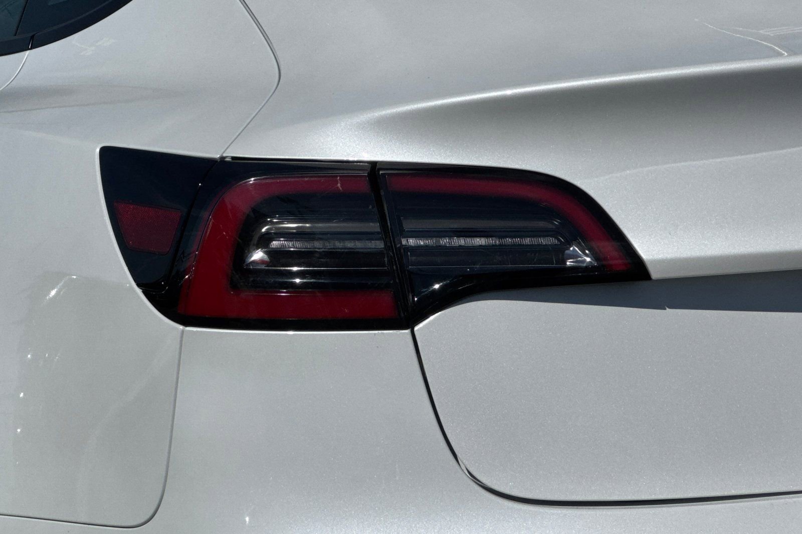 Used 2023 Tesla Model 3 Standard Range image 44