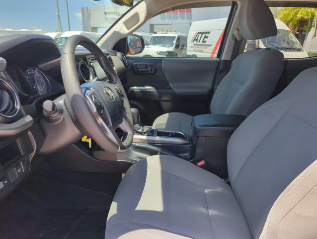 Used 2019 Toyota Tacoma SR5 RWD image 13