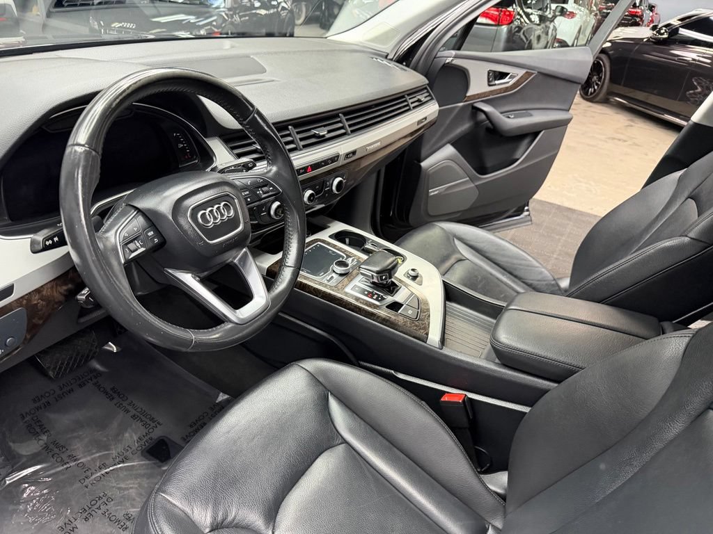 Used 2018 Audi Q7 2.0T Premium Plus w/ Premium Plus Package AWD/4WD image 31