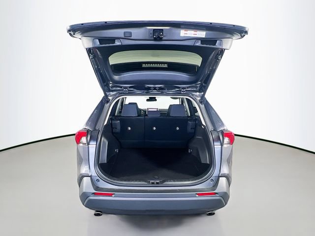 Used 2025 Toyota RAV4 XLE w/ Convenience Package FWD image 29