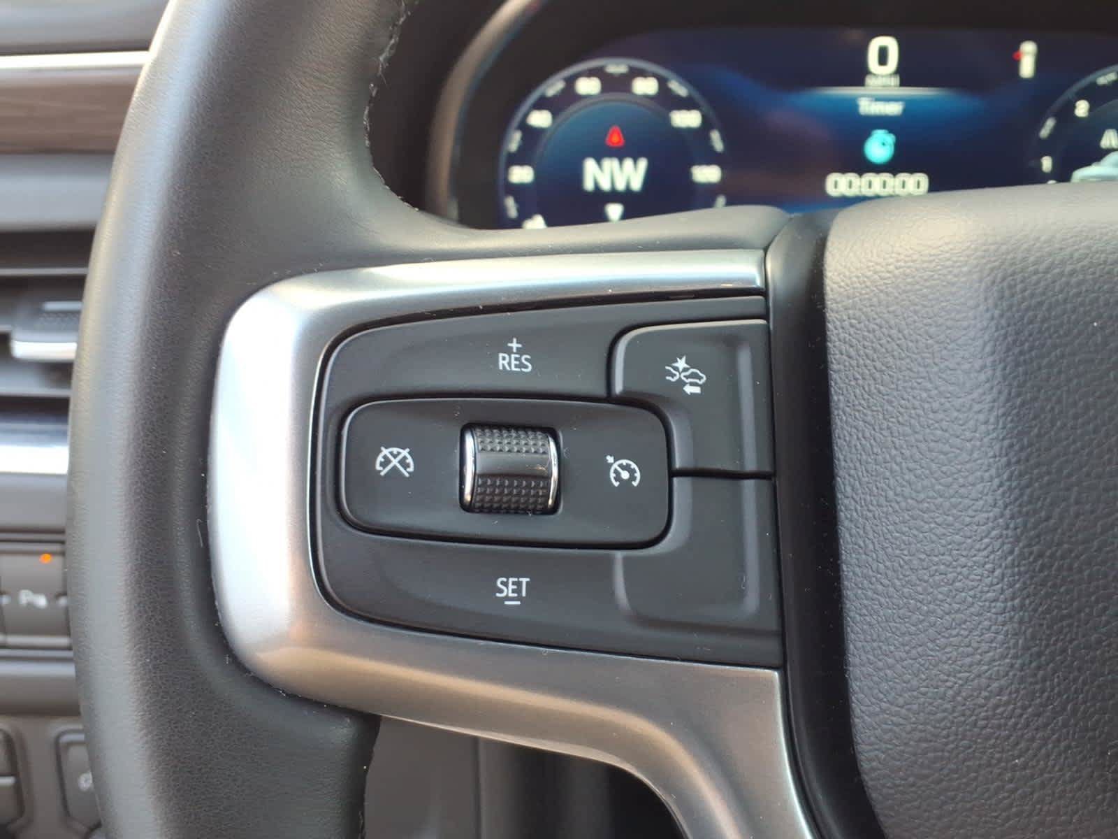 Used 2023 Chevrolet Suburban LT AWD/4WD image 15