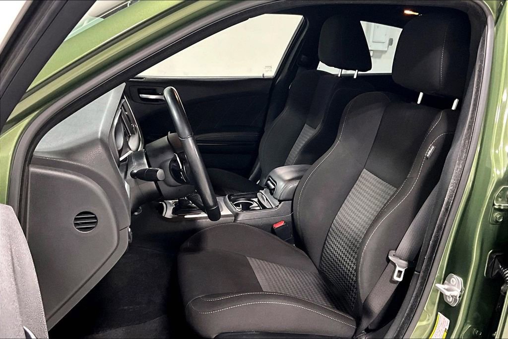 Used 2021 Dodge Charger GT w/ Blacktop Package image 32