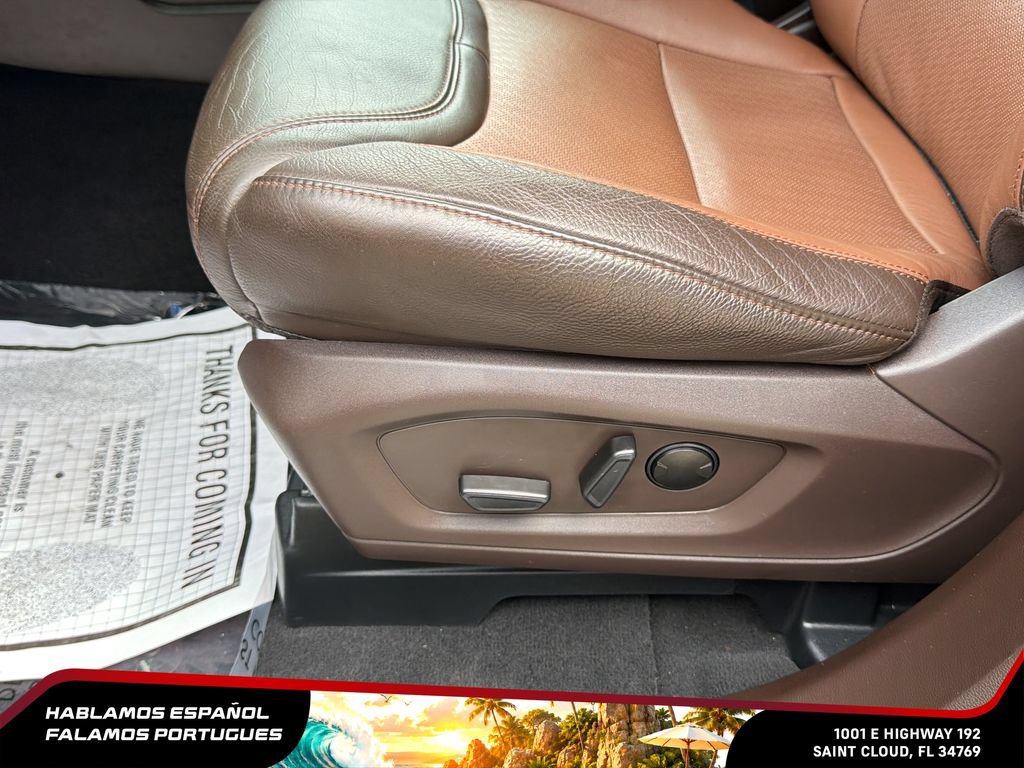 Used 2023 Ford Explorer King Ranch w/ Technology Package RWD image 13