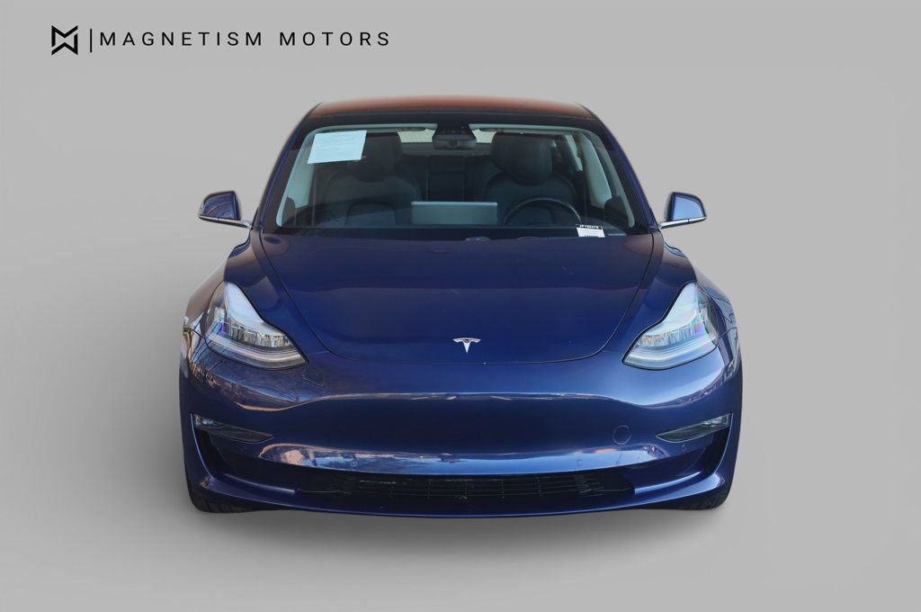 Used 2018 Tesla Model 3 Mid Range image 5