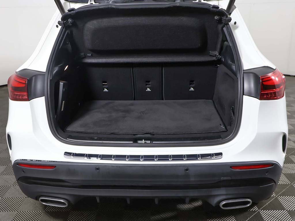 Used 2024 Mercedes-Benz GLA 250 4MATIC image 15