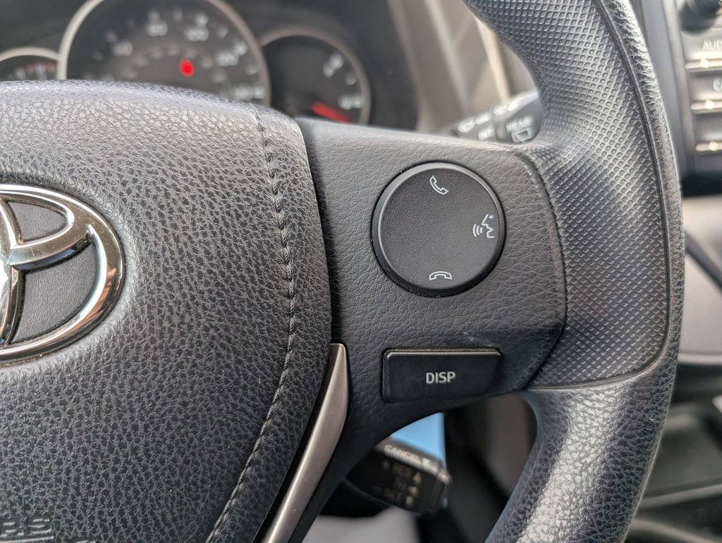 Used 2016 Toyota RAV4 LE image 21