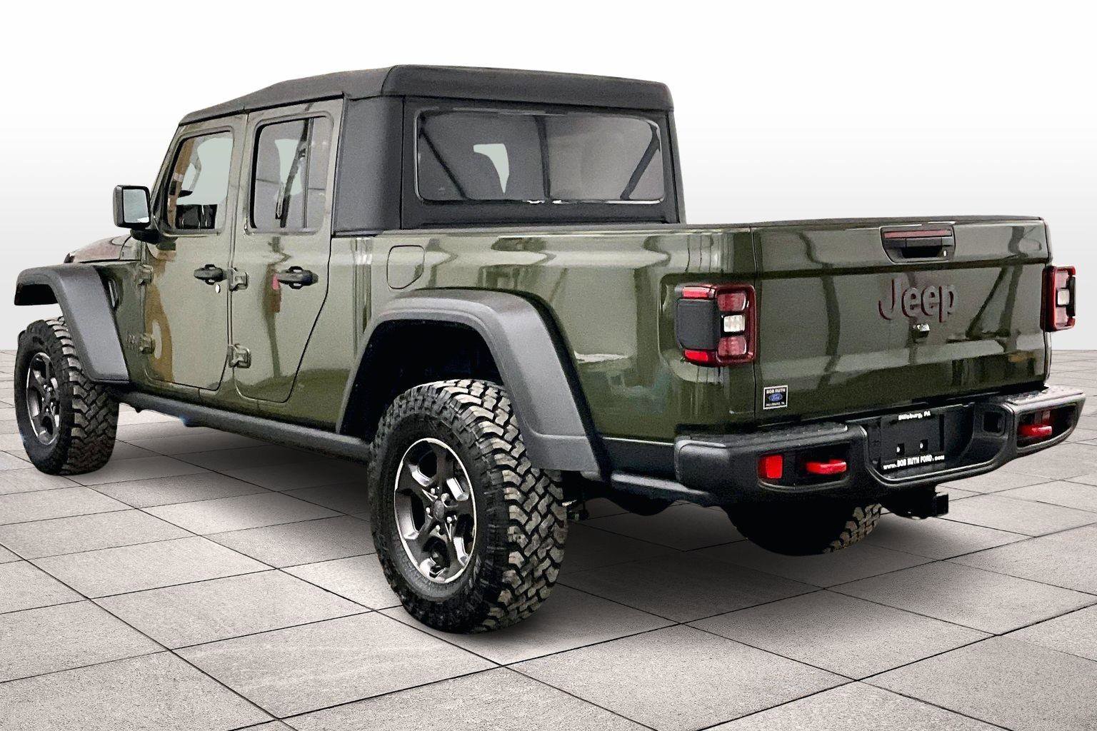 Used 2021 Jeep Gladiator Rubicon image 10