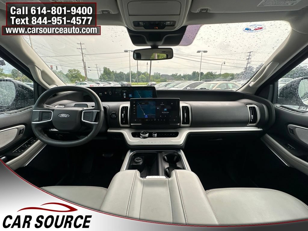 Used 2025 Ford Expedition Max Active AWD/4WD image 24