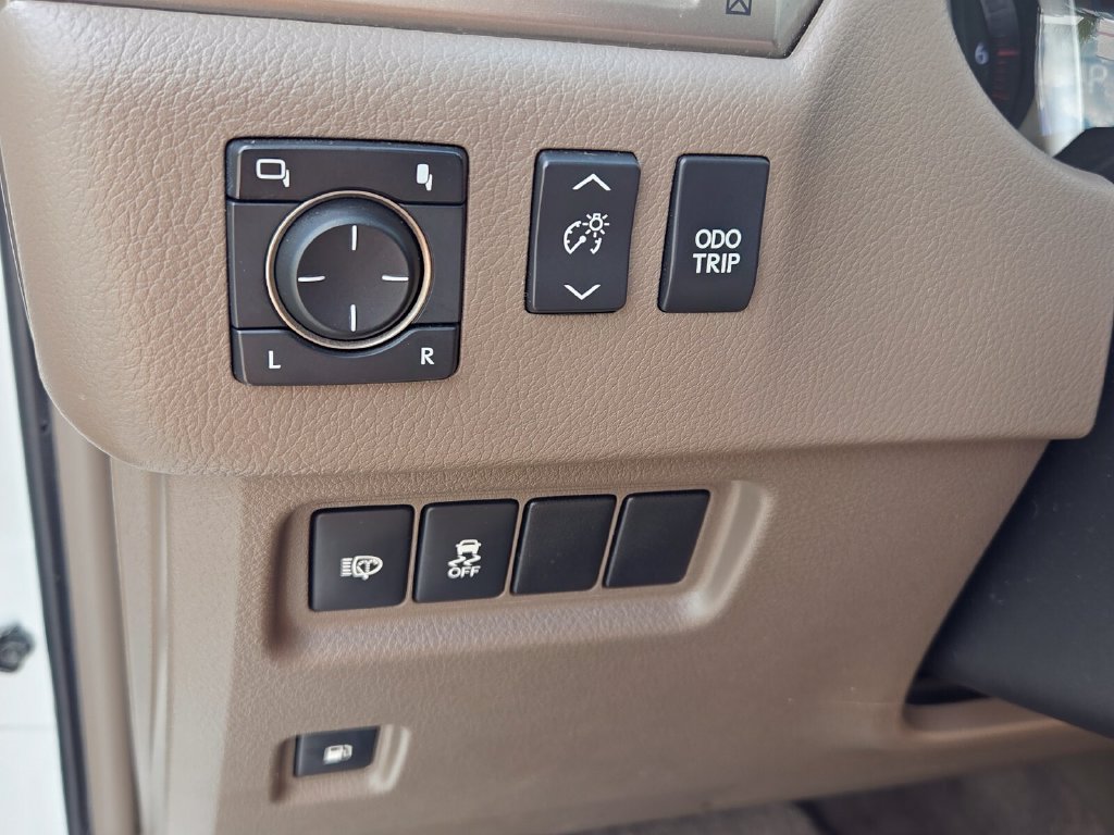 Used 2019 Lexus GX 460 Premium AWD/4WD image 30