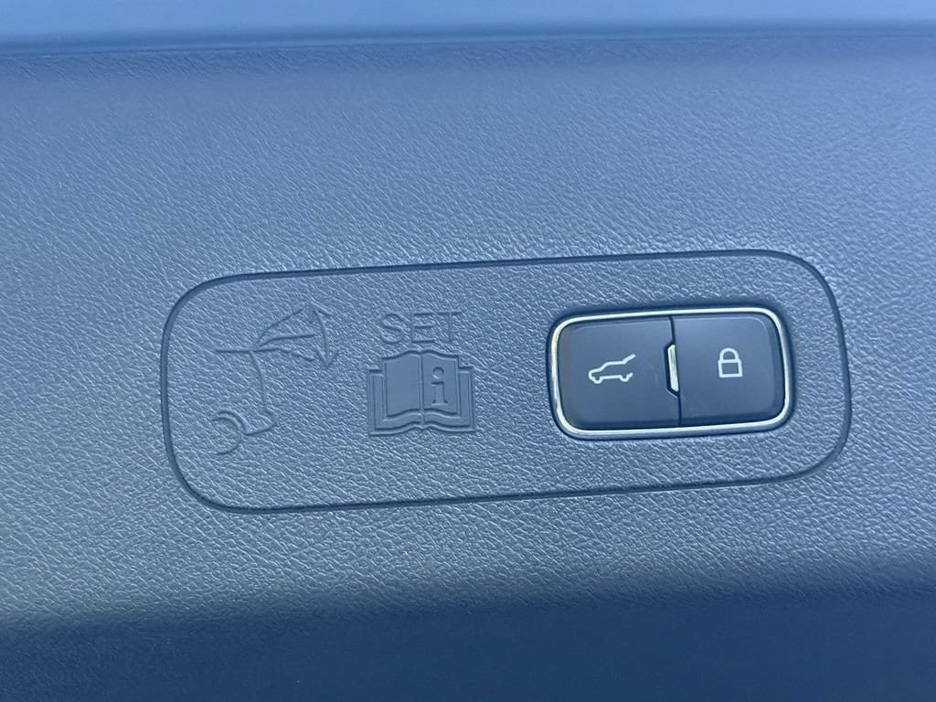 New 2026 Lincoln Aviator Reserve AWD/4WD image 18