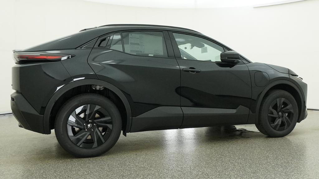 New 2026 Toyota C-HR AWD/4WD image 29