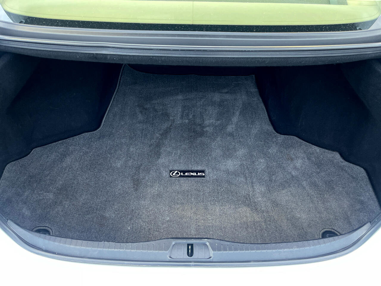 Used 2015 Lexus LS 460 Luxury image 22