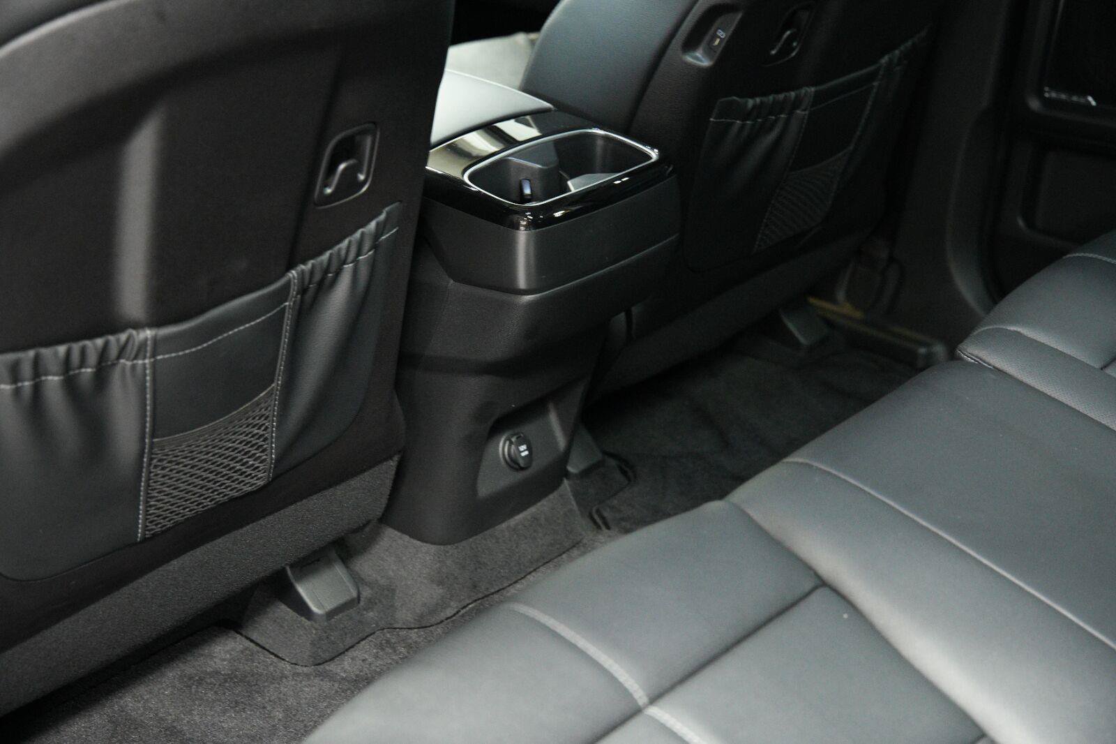 Used 2025 Kia Telluride SX AWD/4WD image 30