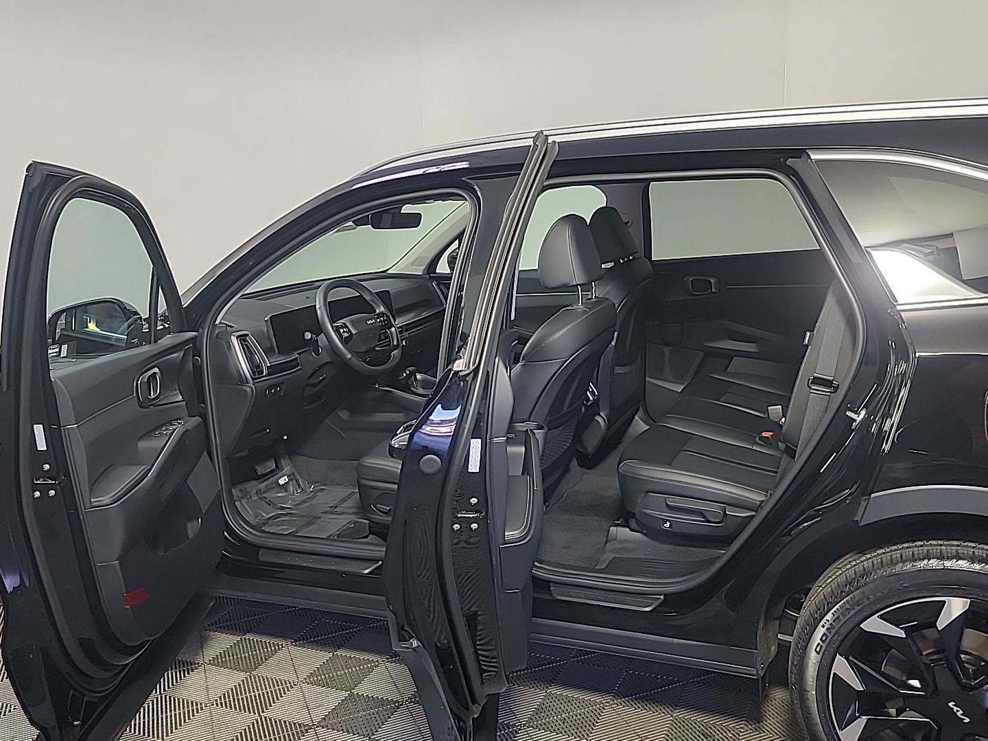 Used 2026 Kia Sorento EX AWD/4WD image 17