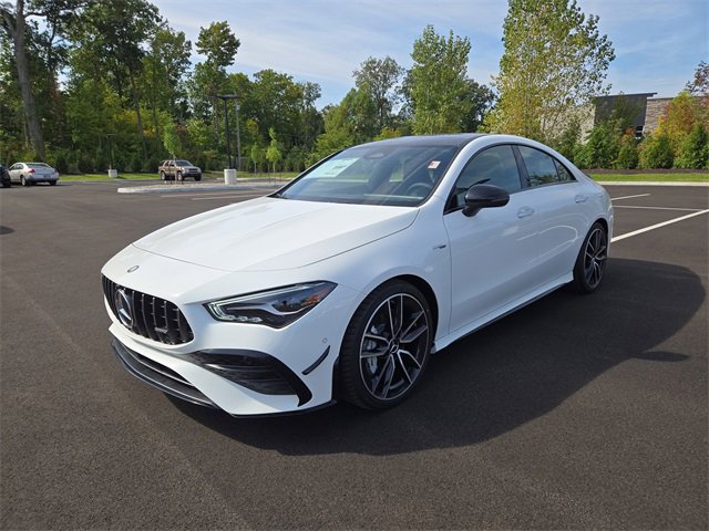 New 2025 Mercedes-Benz CLA 35 AMG 4MATIC image 8