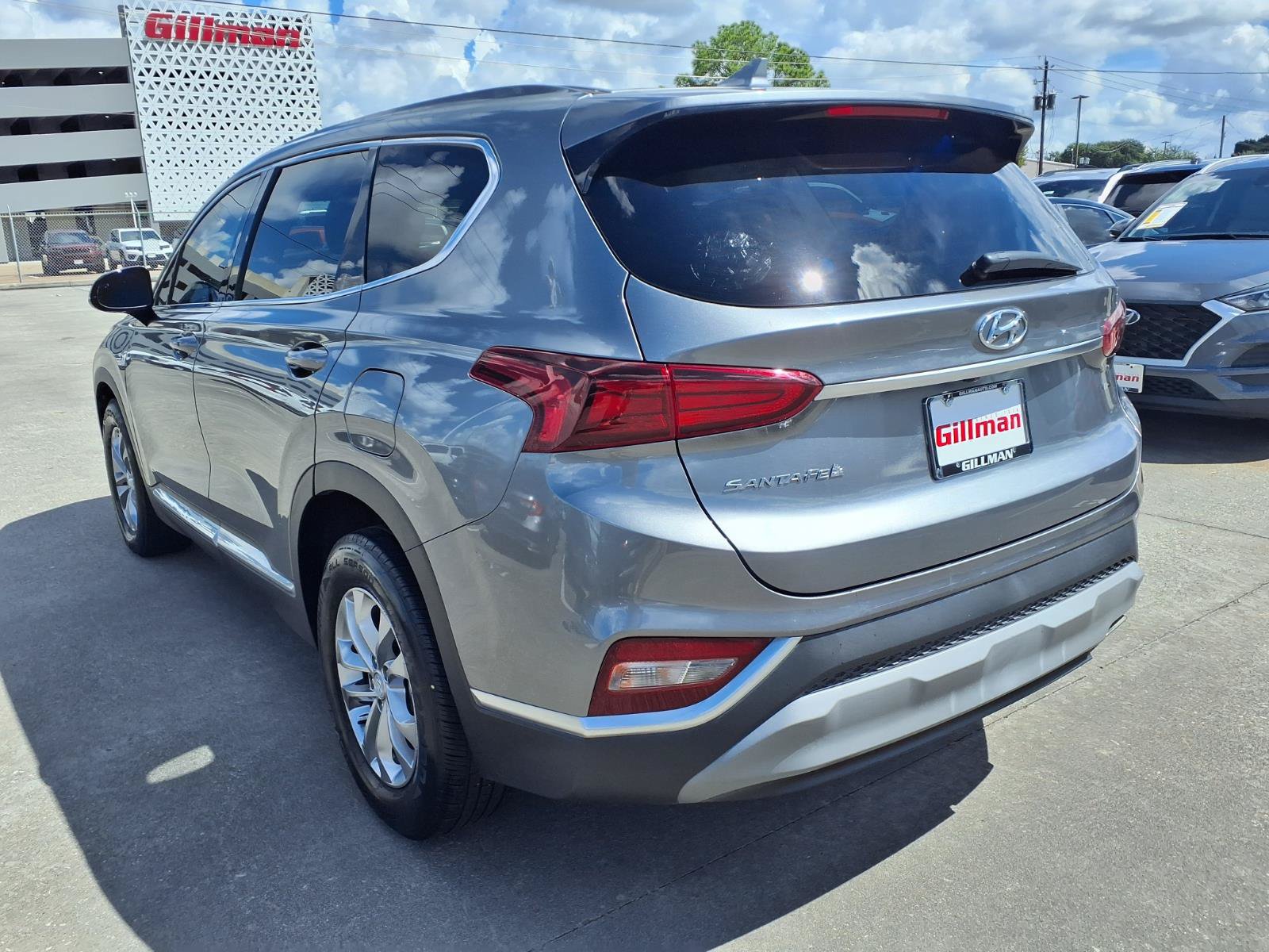 Used 2019 Hyundai Santa Fe SEL FWD image 3