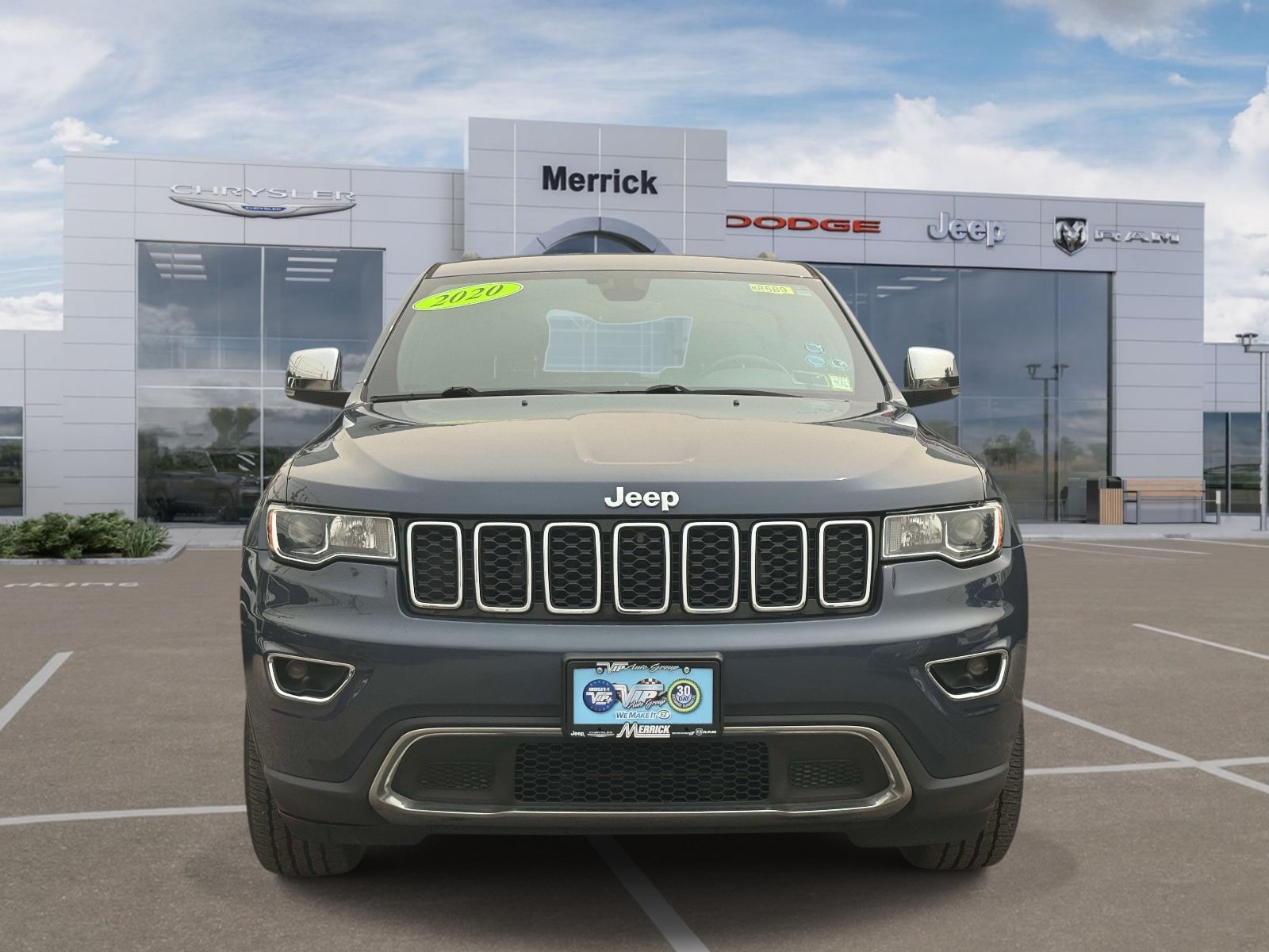 Used 2020 Jeep Grand Cherokee Limited AWD/4WD image 3