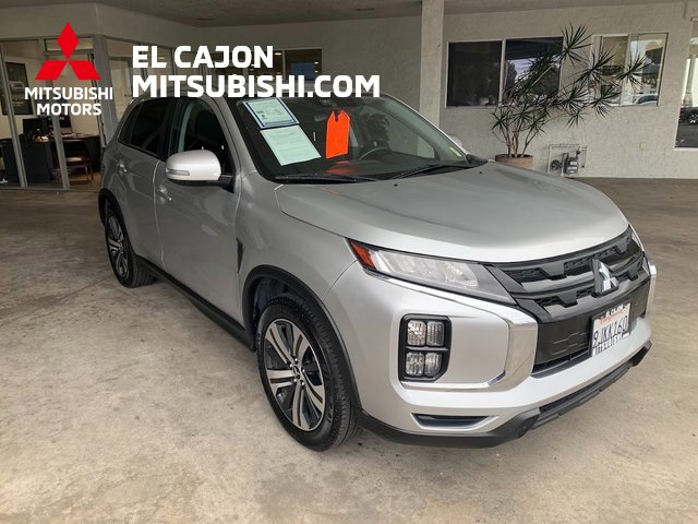 Used 2021 Mitsubishi Outlander Sport SE image 1