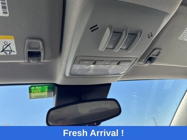 Used 2016 Chevrolet Trax LT w/ LT Sun and Sound Package FWD image 8