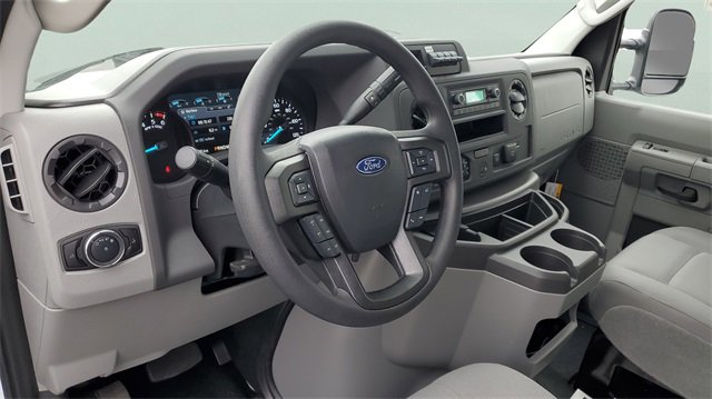 New 2026 Ford E-350 and Econoline 350 Super Duty image 24