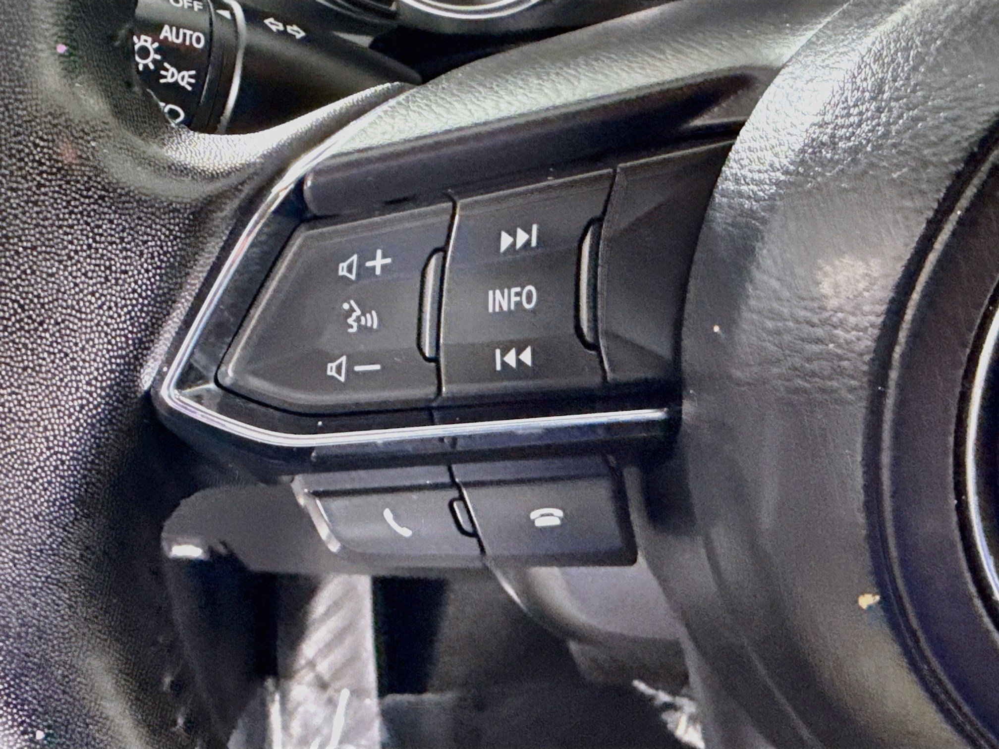 Used 2020 MAZDA CX-9 Touring AWD/4WD image 14