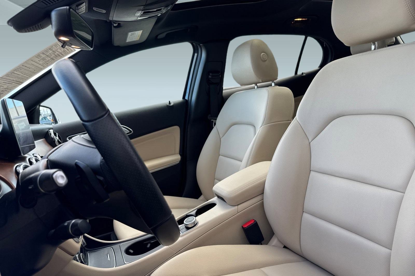 Certified 2018 Mercedes-Benz GLA 250 4MATIC image 20