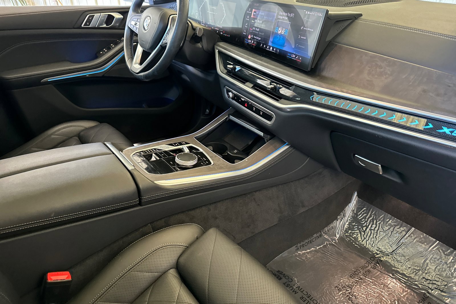 Used 2024 BMW X5 xDrive40i w/ Premium Package image 16