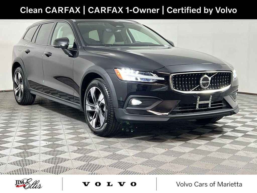 Used 2024 Volvo V60 B5 Cross Country Plus