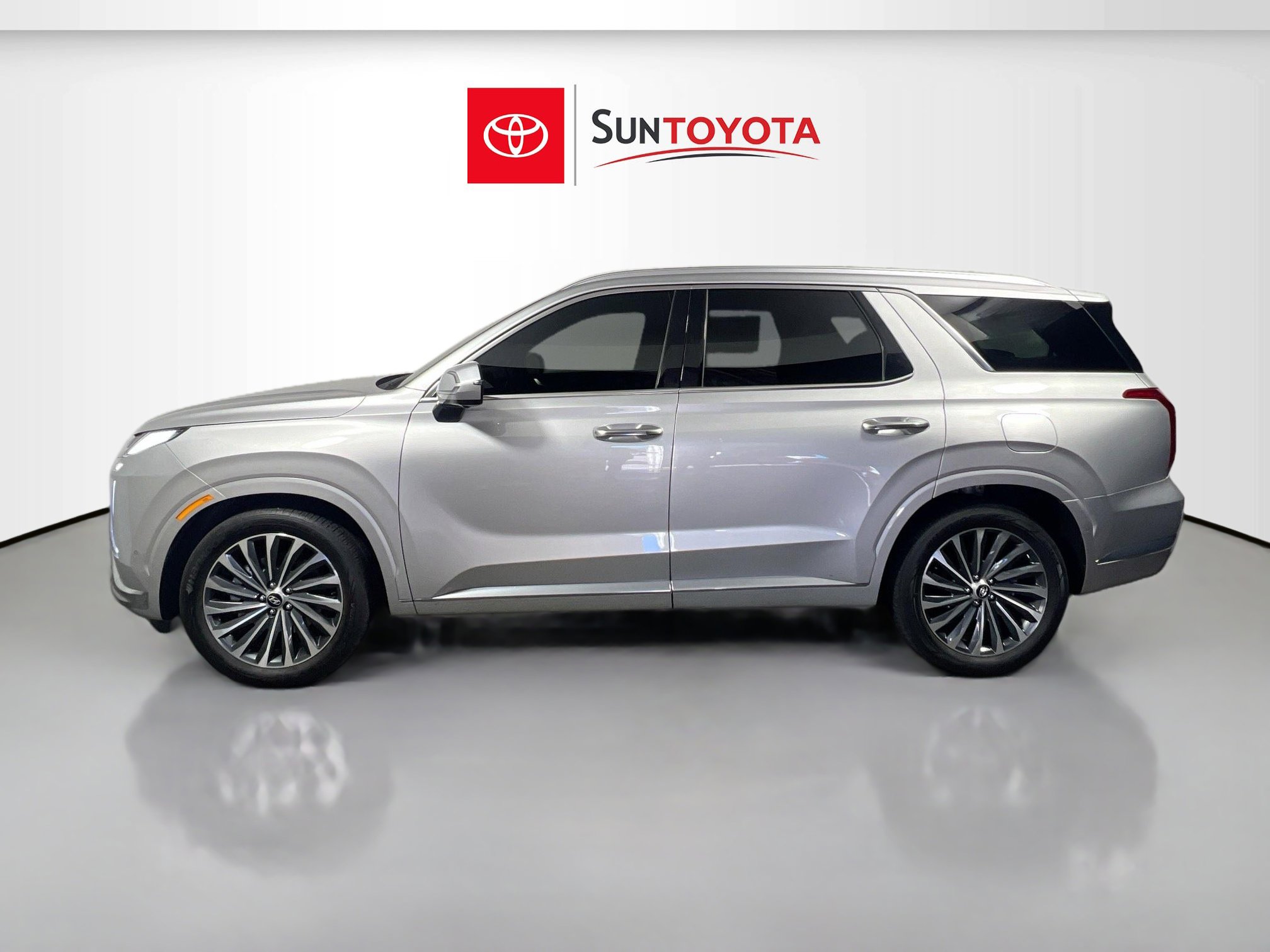 Used 2025 Hyundai Palisade Calligraphy image 7