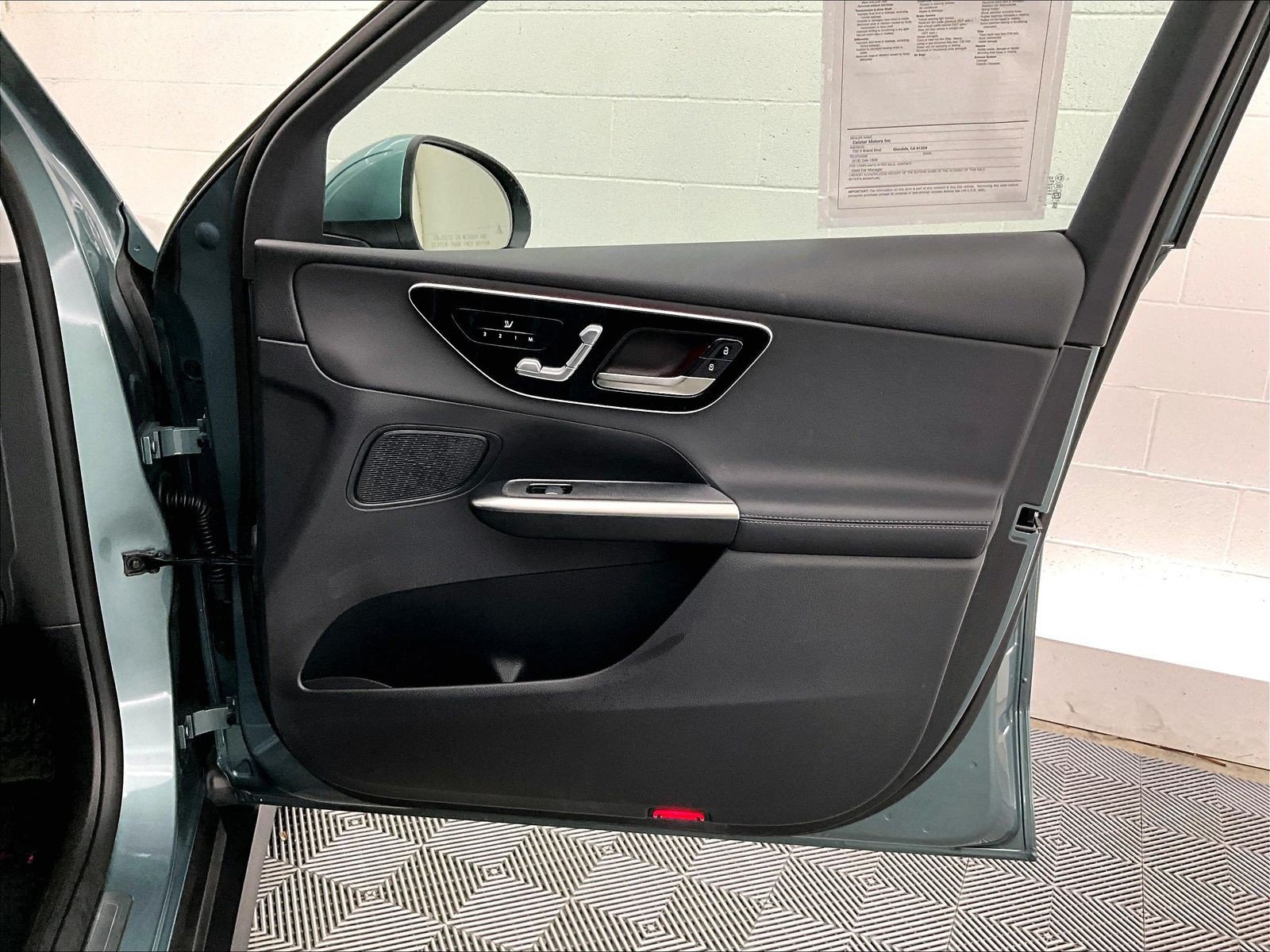 Certified 2025 Mercedes-Benz GLC 350e 4MATIC image 25