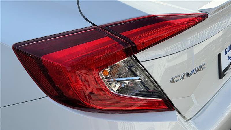 Used 2020 Honda Civic Touring image 13