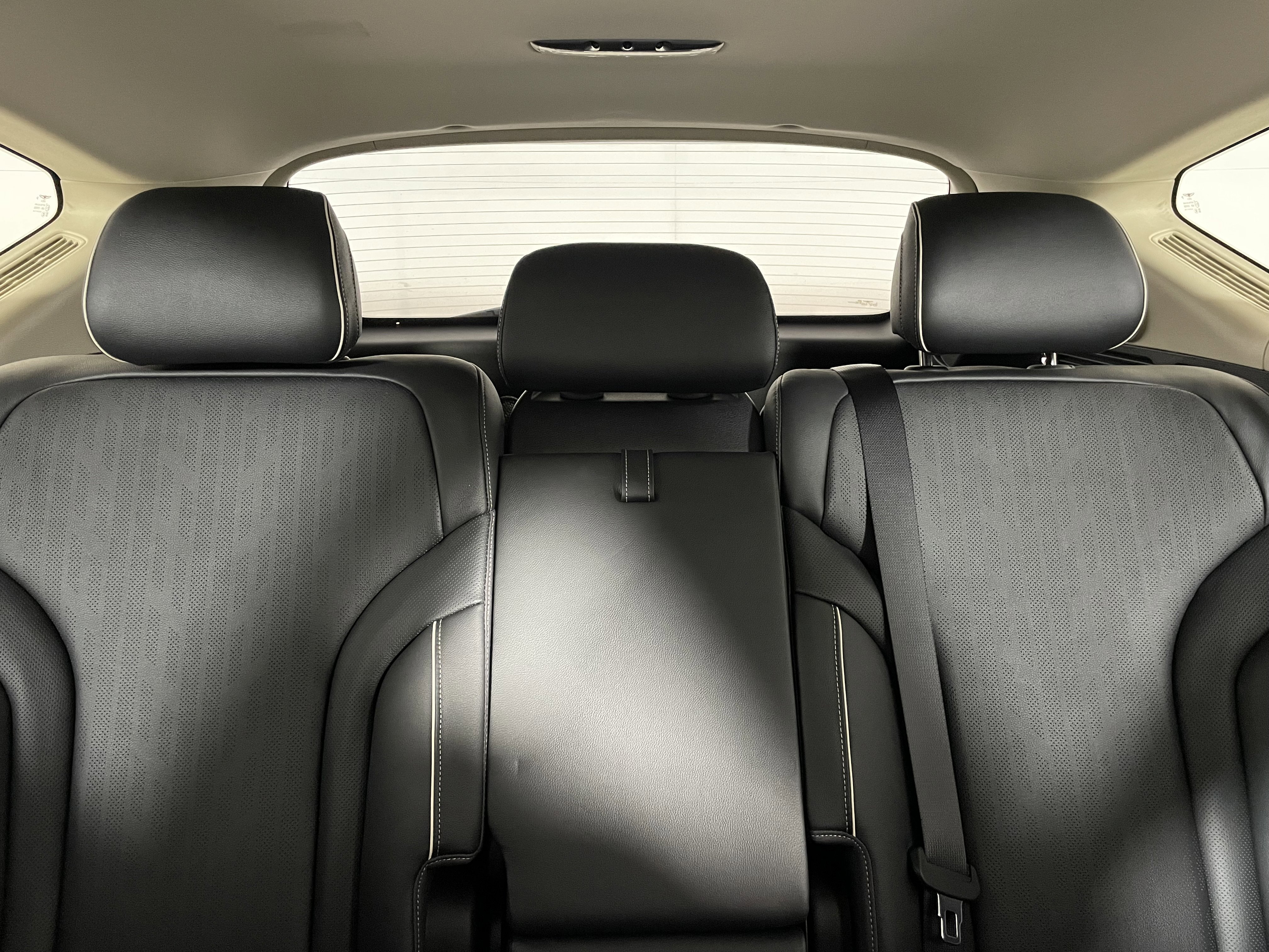 Used 2023 Genesis GV80 2.5T w/ Advanced Package image 14