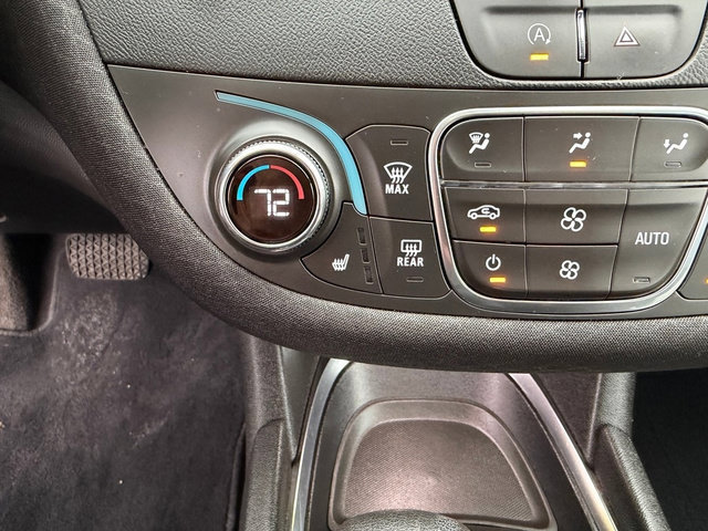Used 2023 Chevrolet Malibu LT FWD image 27