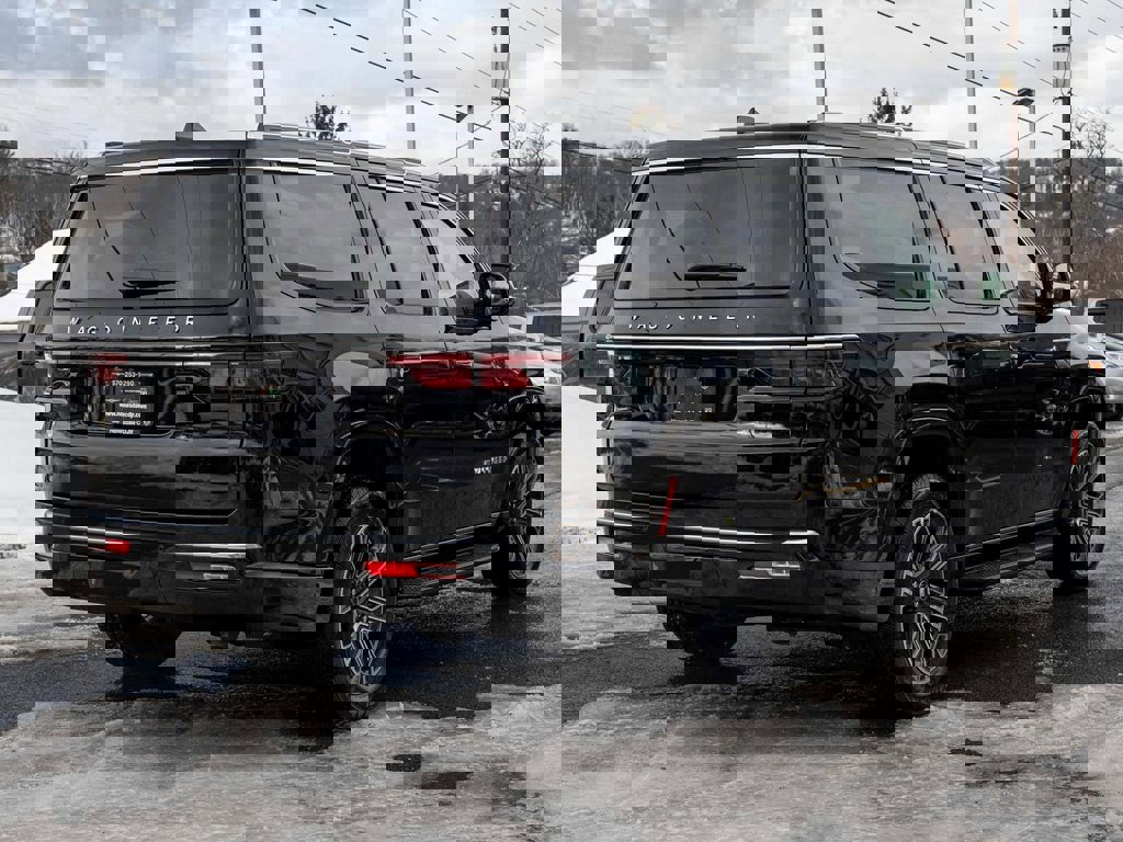 New 2025 Jeep Wagoneer 4WD image 4