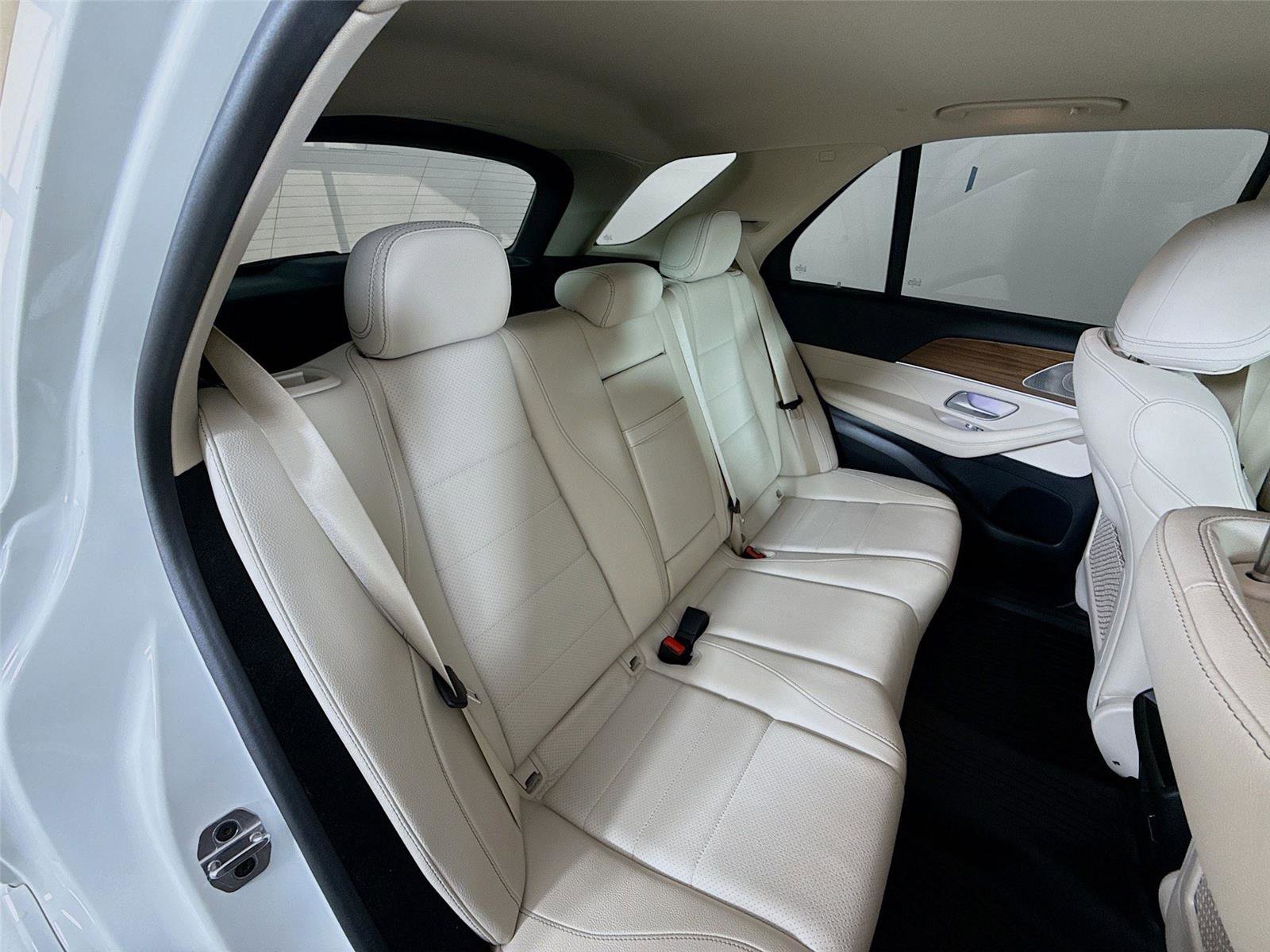 Used 2025 Mercedes-Benz GLE 350 4MATIC image 24