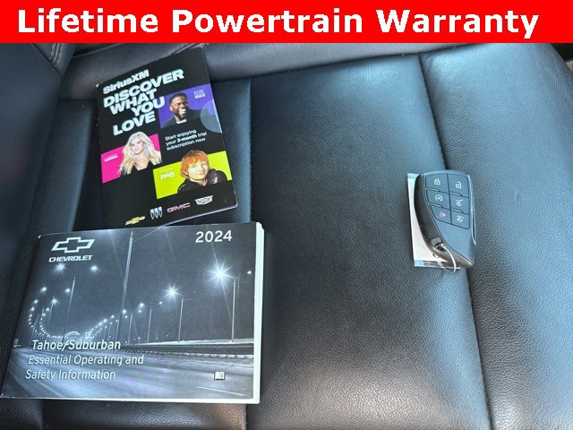 Used 2024 Chevrolet Suburban LT image 18