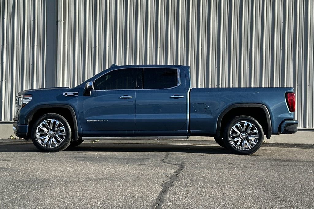 Used 2024 GMC Sierra 1500 Denali w/ Denali Reserve Package image 7