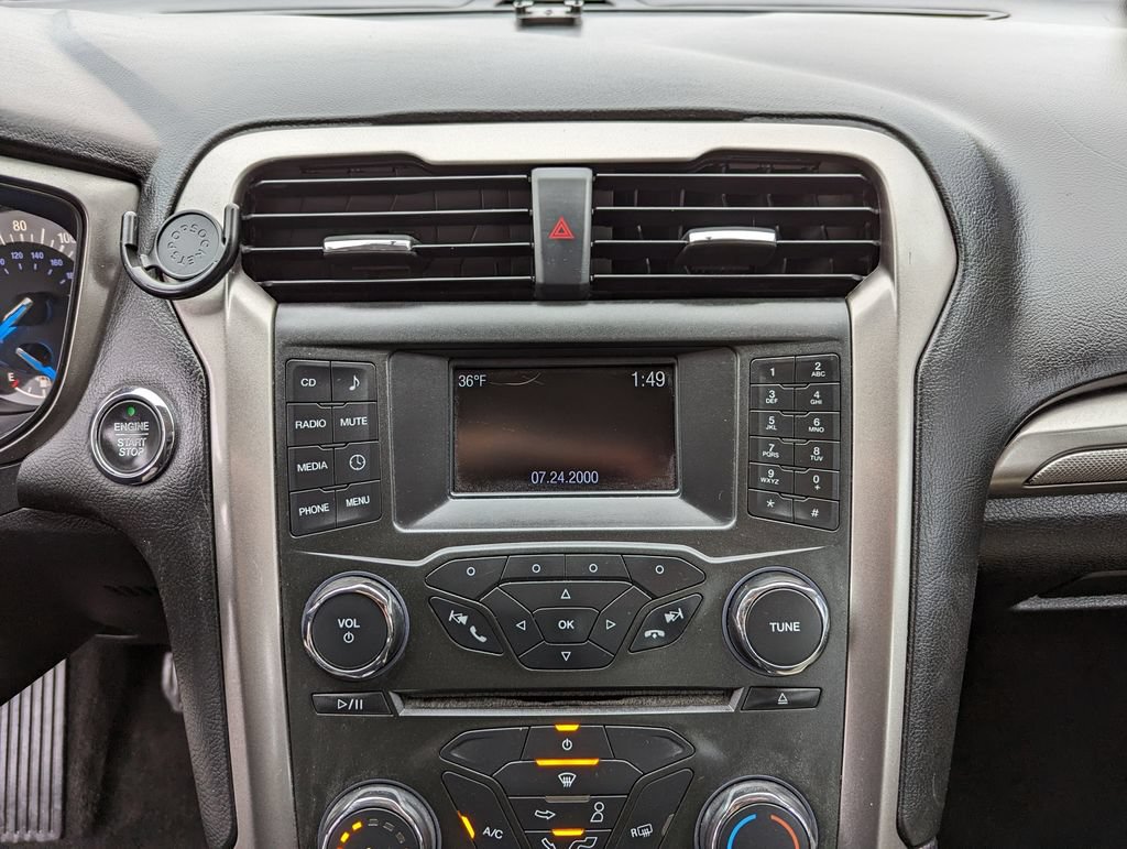 Used 2017 Ford Fusion S FWD image 21