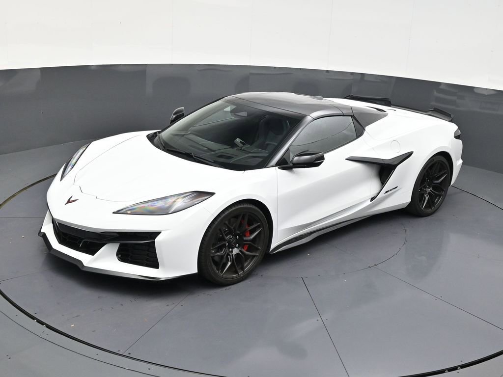 Used 2026 Chevrolet Corvette Z06 RWD image 12
