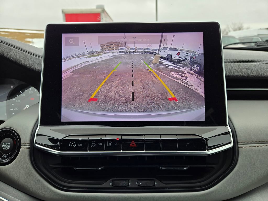 Used 2022 Jeep Compass Limited image 23