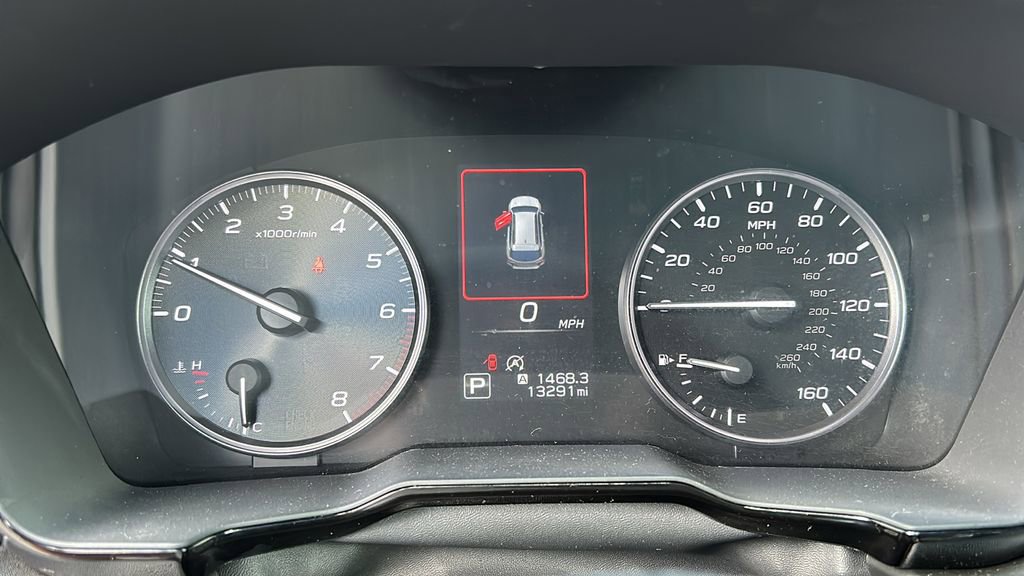 Used 2025 Subaru Outback Premium image 11