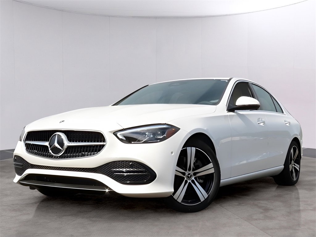 Used 2025 Mercedes-Benz C 300 4MATIC Sedan image 2
