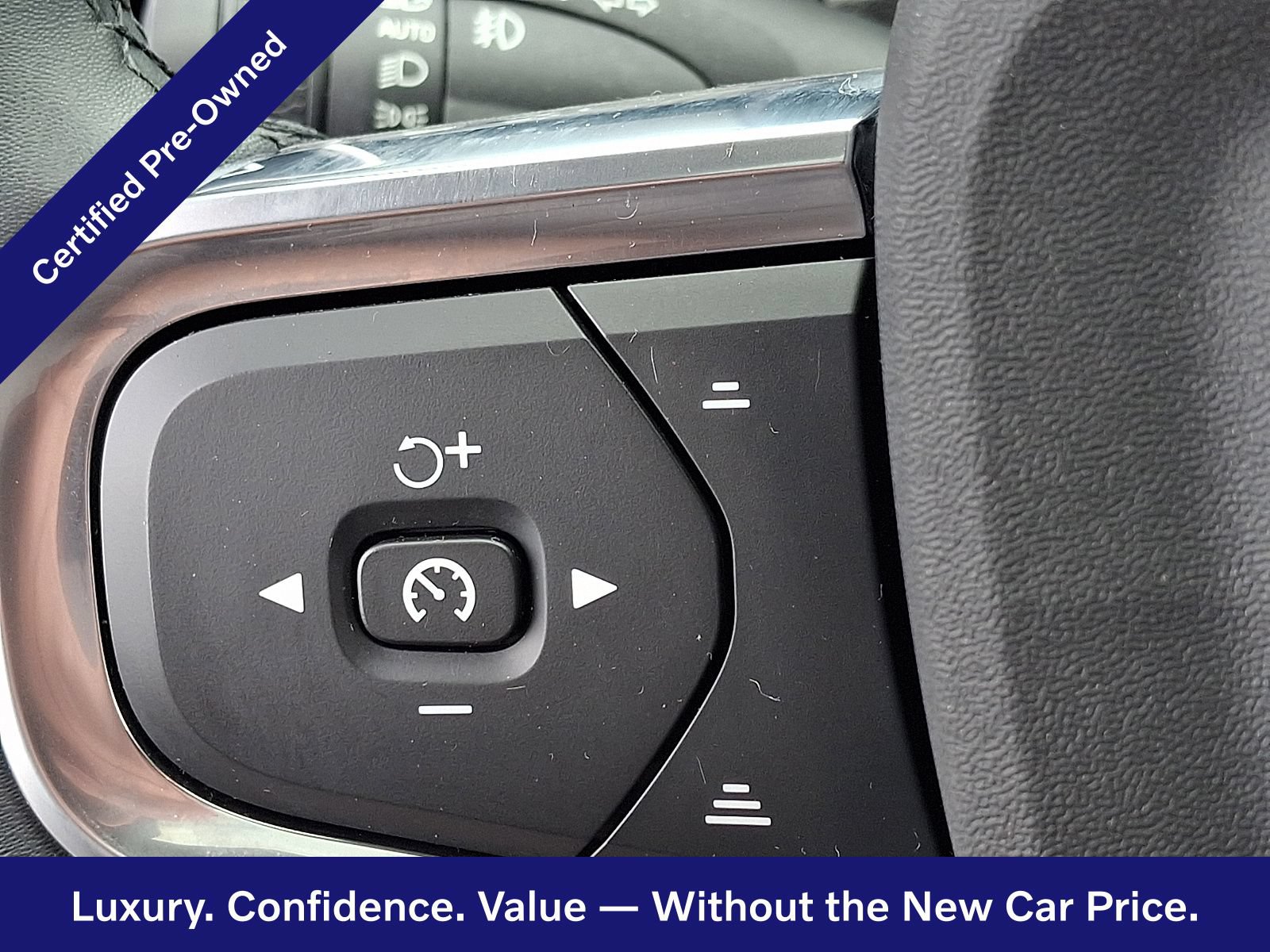 Certified 2024 Volvo XC40 B5 Plus w/ Protection Package Premier AWD/4WD image 23